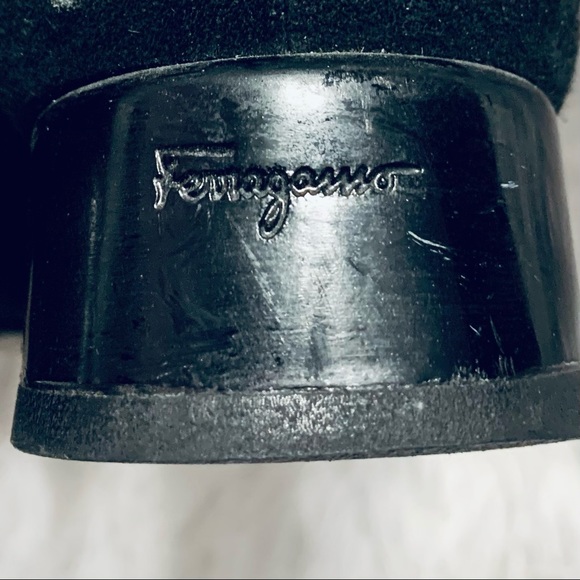 Ferragamo 8.5 AA Narrow Black Suede Low Block Heels Mary Jane Pumps - Picture 3 of 9